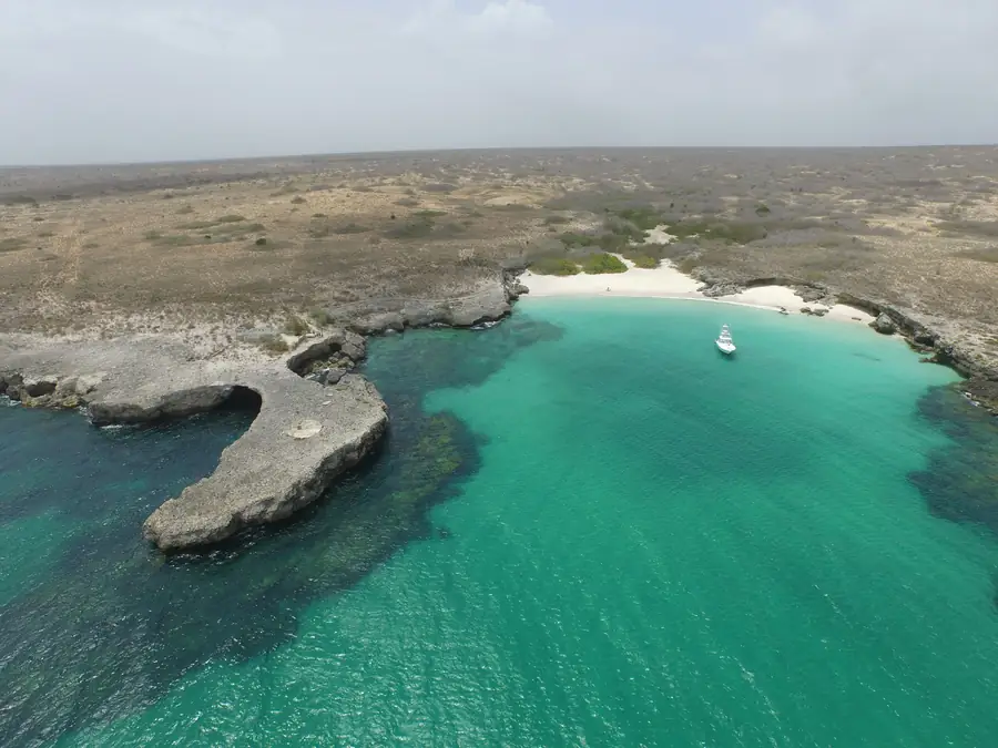 A private sail around Espíritu Santo